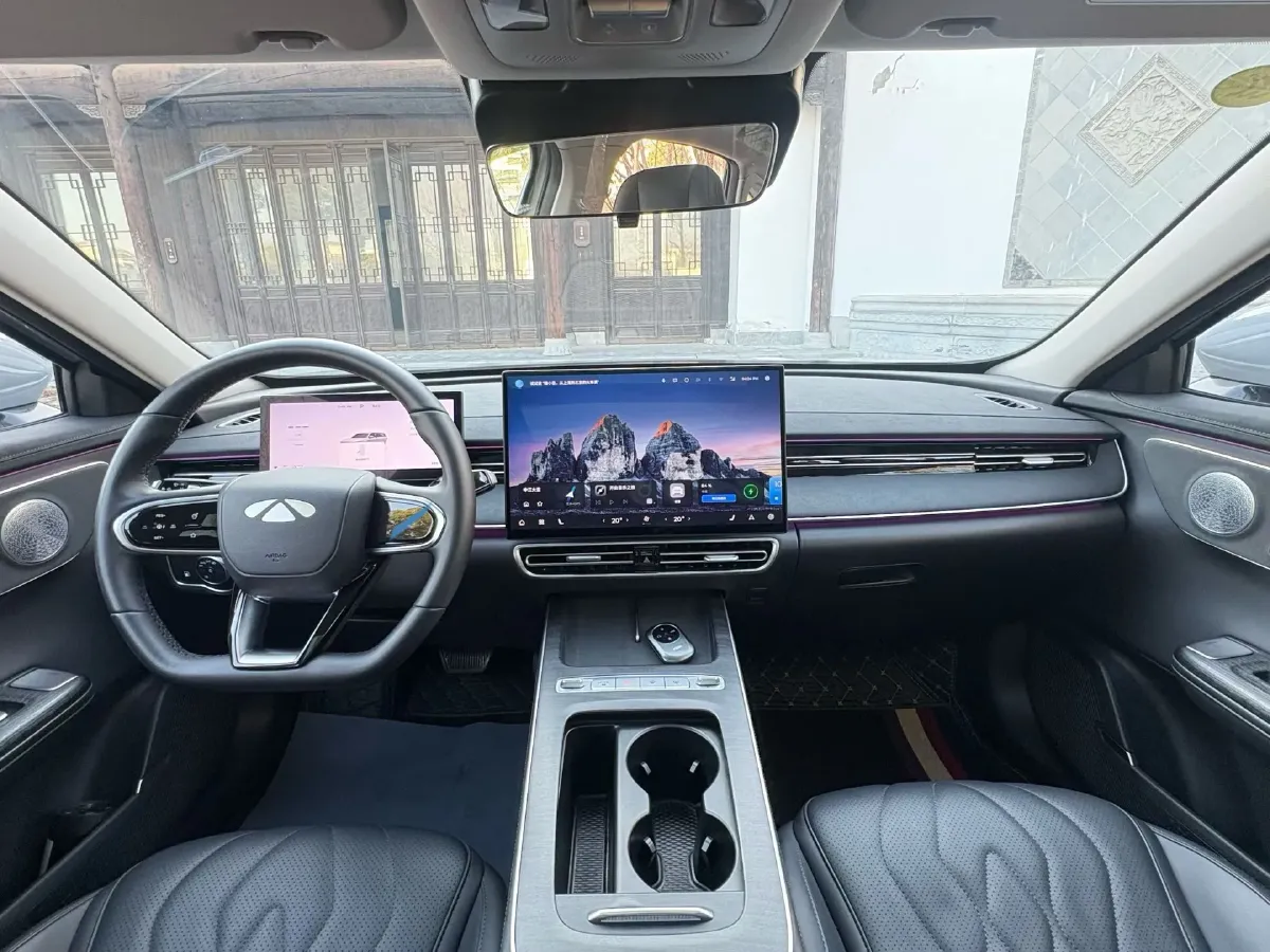 2025 Fulwin FulwinA8L 1.5T 156HP L4 1DHT PHEV 18.67KWH,autocango,china used car exporter,china ev exporter,chinese used car exporter,chinese used ev exporter