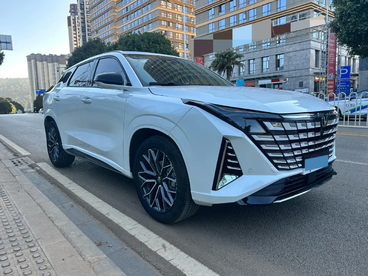 2025 ChangAn UNI-Z 1.5T 188HP L4 7DCT,autocango,china used car exporter,china ev exporter,chinese used car exporter,chinese used ev exporter