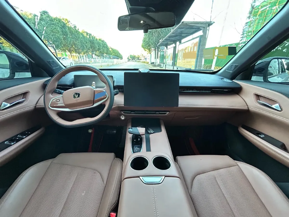 2025 ChangAn UNI-Z 1.5T 188HP L4 7DCT,autocango,china used car exporter,china ev exporter,chinese used car exporter,chinese used ev exporter