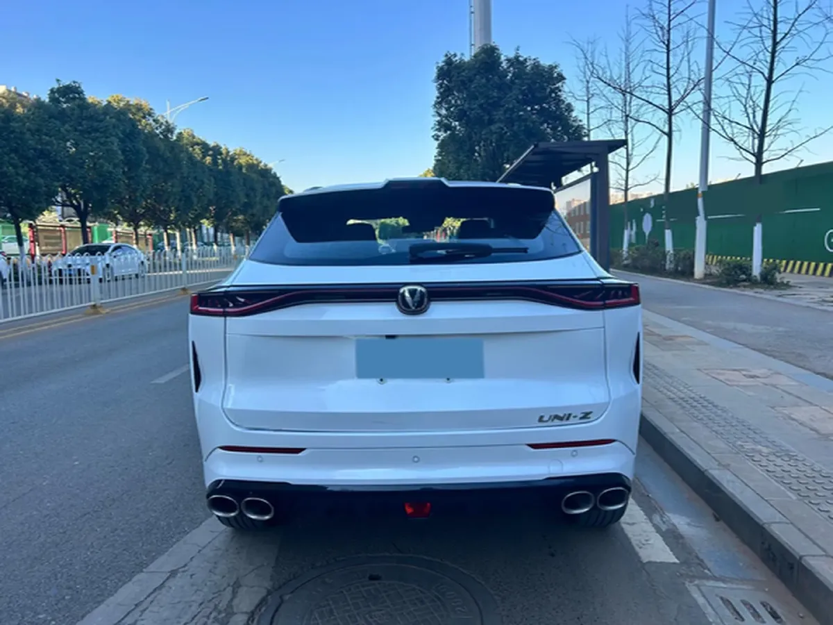 2025 ChangAn UNI-Z 1.5T 188HP L4 7DCT,autocango,china used car exporter,china ev exporter,chinese used car exporter,chinese used ev exporter
