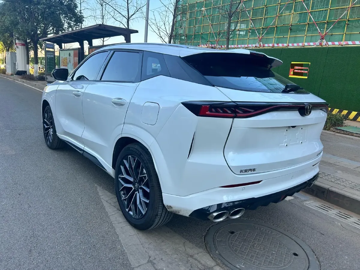 2025 ChangAn UNI-Z 1.5T 188HP L4 7DCT,autocango,china used car exporter,china ev exporter,chinese used car exporter,chinese used ev exporter