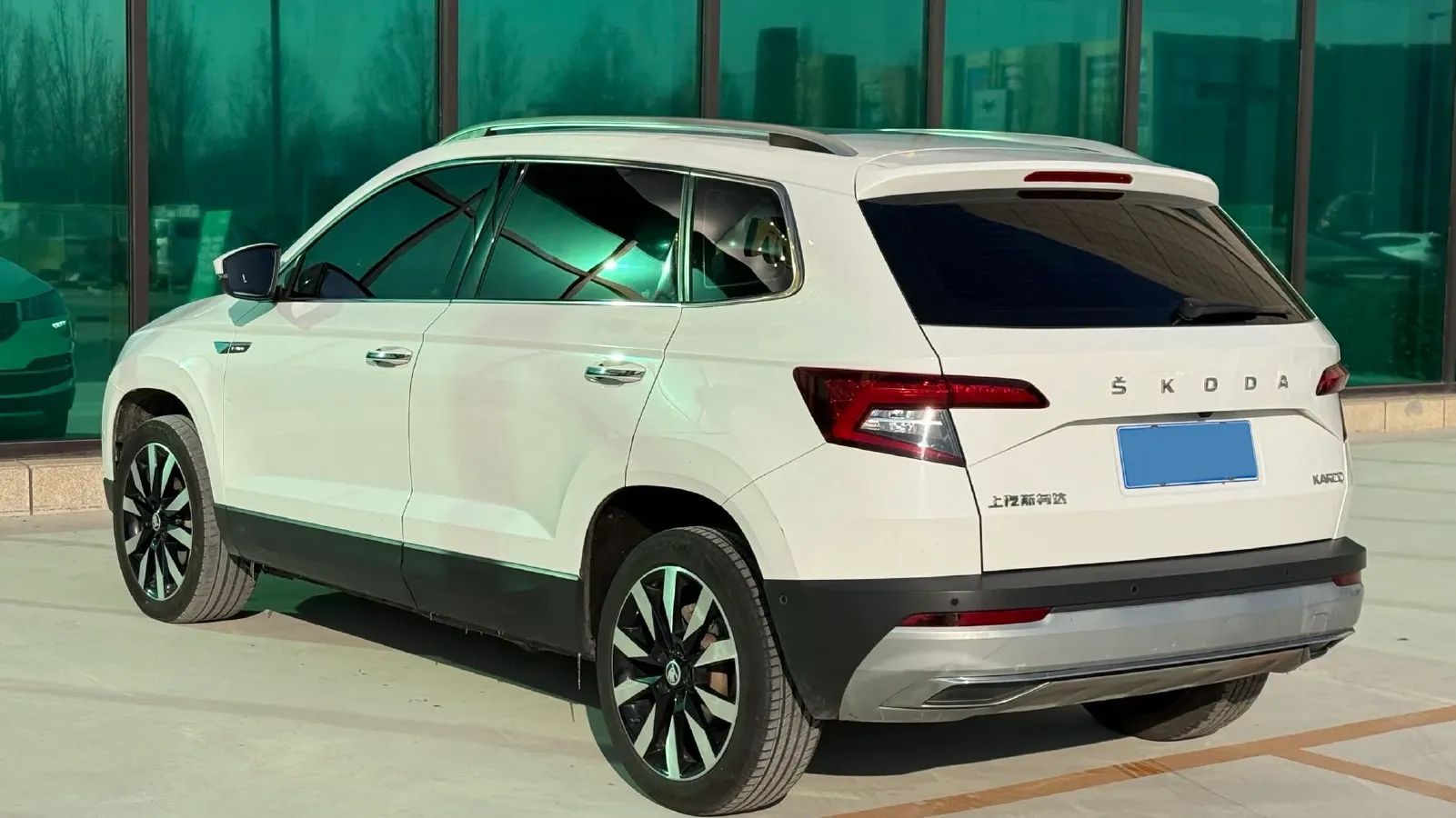 2021 Skoda Karoq 1.4T 150HP L4 7DCT,autocango,china used car exporter,china ev exporter,chinese used car exporter,chinese used ev exporter