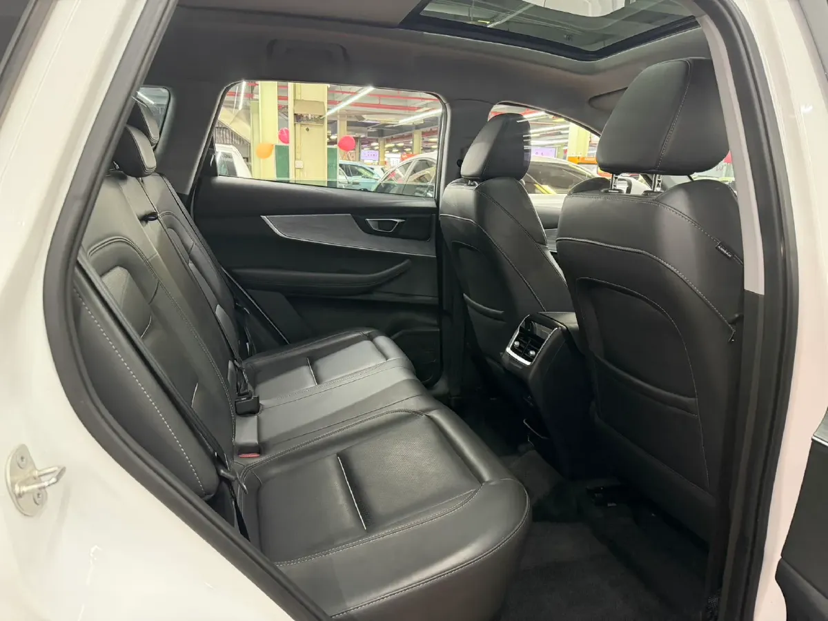 2021 Chery Tiggo 7 Plus 1.5T 156HP L4 CVT,autocango,china used car exporter,china ev exporter,chinese used car exporter,chinese used ev exporter