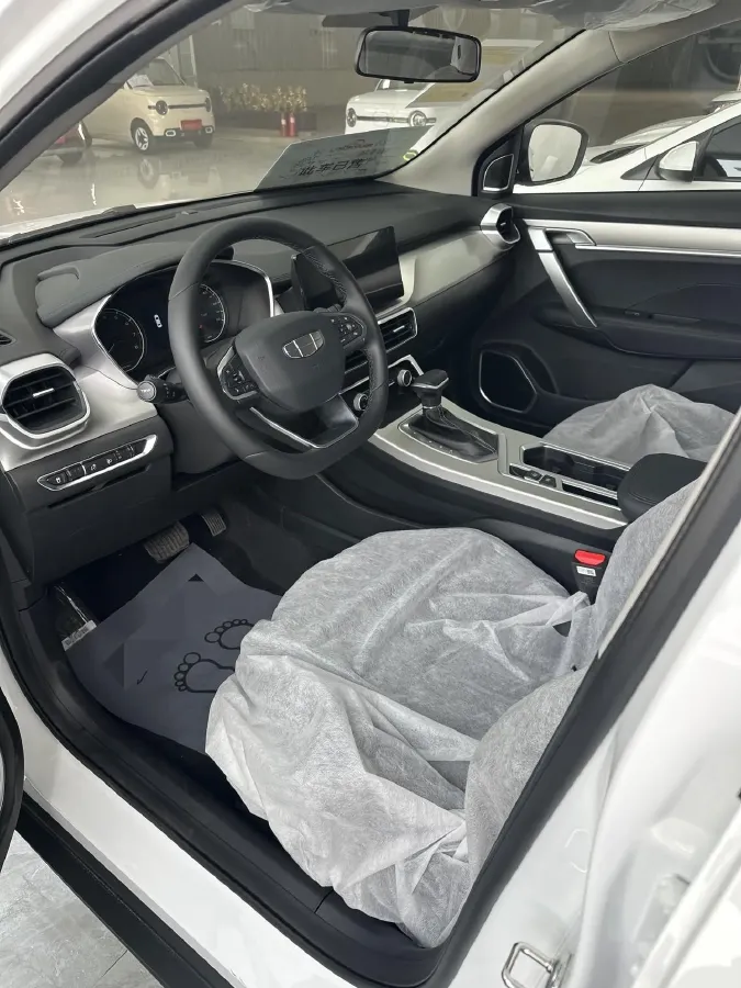 2025 Geely Coolray 1.5L 126HP L4 CVT,autocango,china used car exporter,china ev exporter,chinese used car exporter,chinese used ev exporter