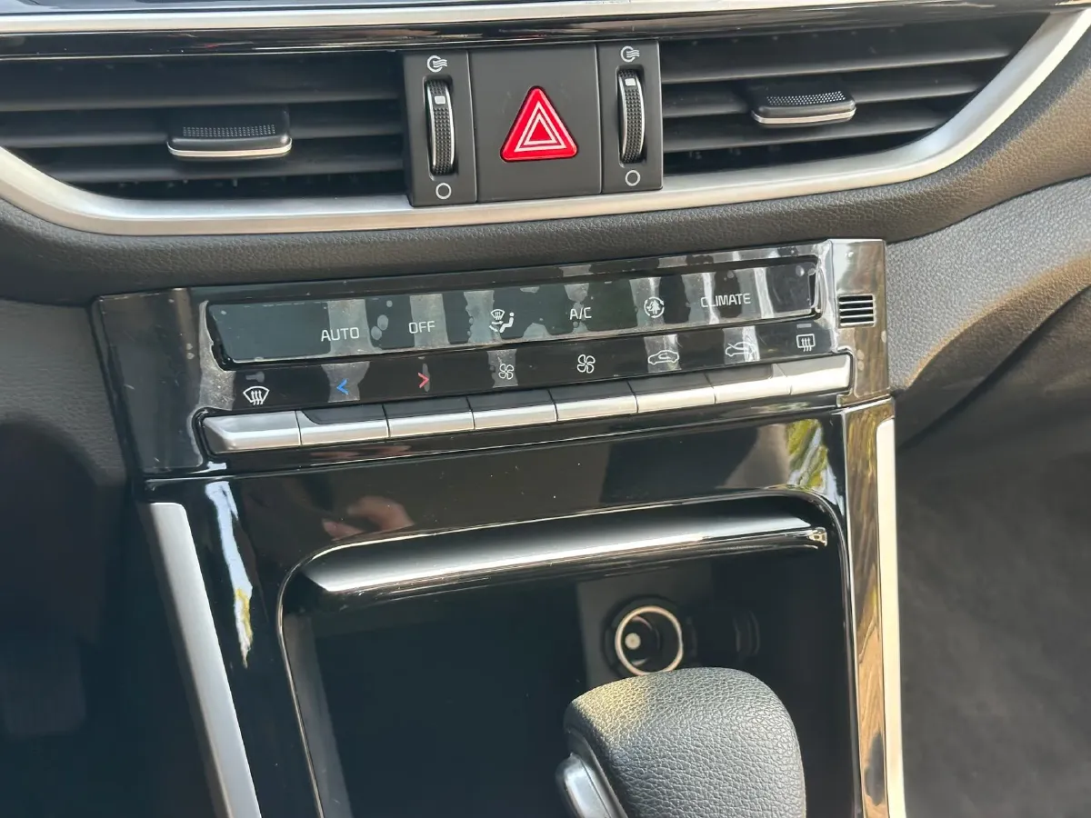 2021 Kia K3 1.5L 115HP L4 CVT,autocango,china used car exporter,china ev exporter,chinese used car exporter,chinese used ev exporter