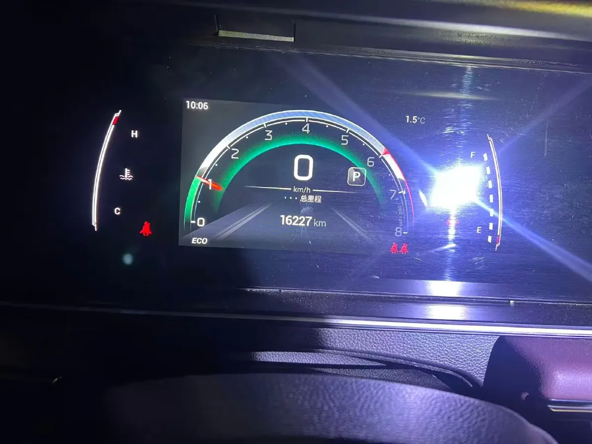 2021 GAC Trumpchi M6 1.5T 169HP L4 7DCT,autocango,china used car exporter,china ev exporter,chinese used car exporter,chinese used ev exporter