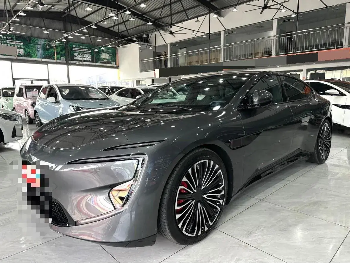 2025 Avatr 12 1.5T 156HP L4 REEV 39.05KWH