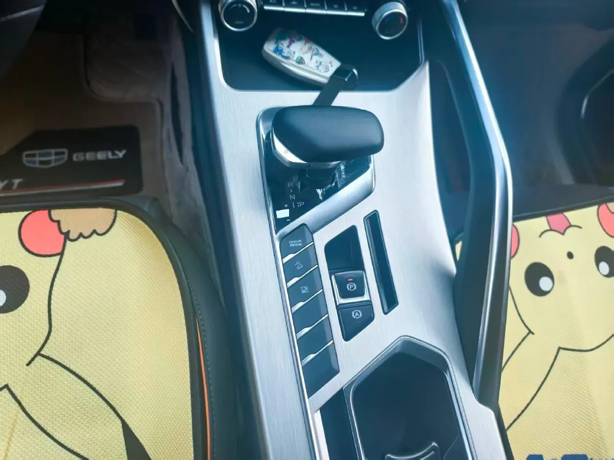 2023 Geely Coolray 1.5T 181HP L4 7DCT,autocango,china used car exporter,china ev exporter,chinese used car exporter,chinese used ev exporter