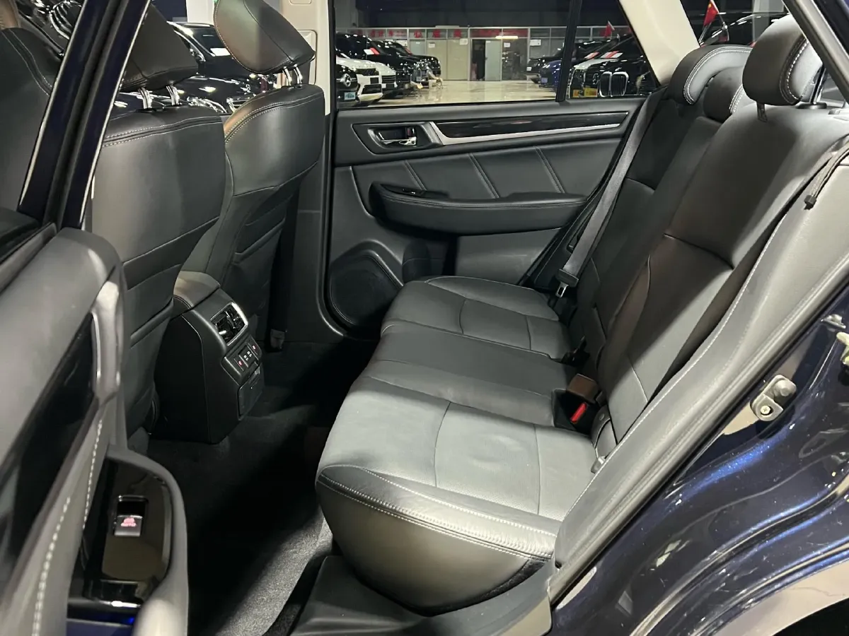 2019 Subaru Outback 2.5L 175HP H4 CVT,autocango,china used car exporter,china ev exporter,chinese used car exporter,chinese used ev exporter