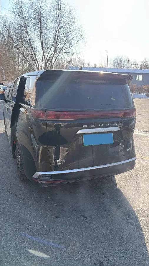2022 Denza D9 1.5T 139HP L4 E-CVT PHEV 11.06KWH,autocango,china used car exporter,china ev exporter,chinese used car exporter,chinese used ev exporter