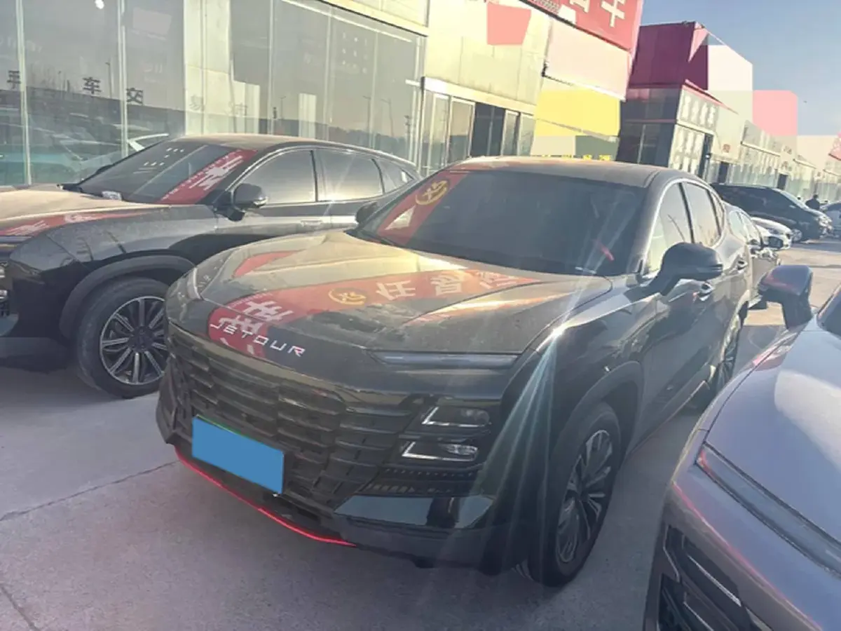 2023 Jetour DASHING 1.6T 197HP L4 7DCT