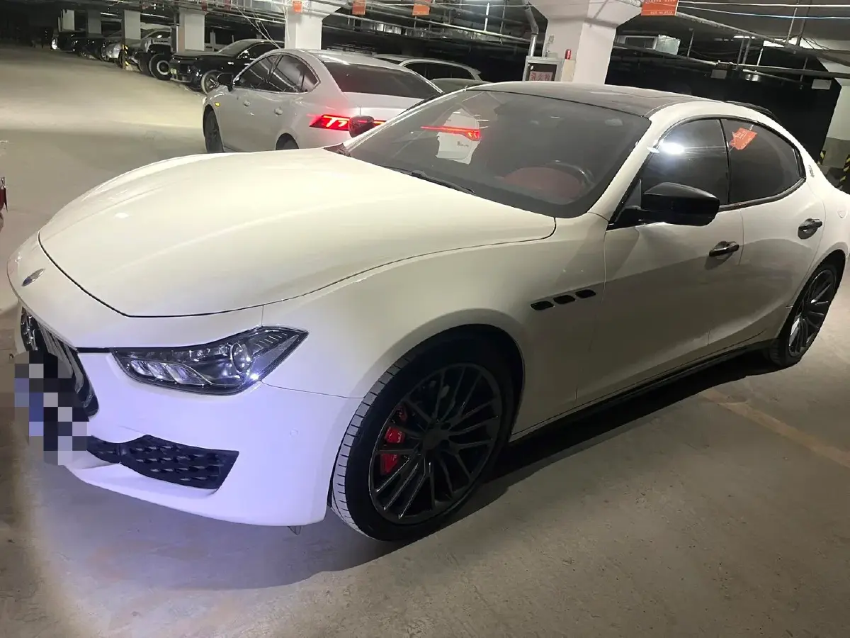 2018 Maserati Ghibli 3.0T 350HP V6 8AT