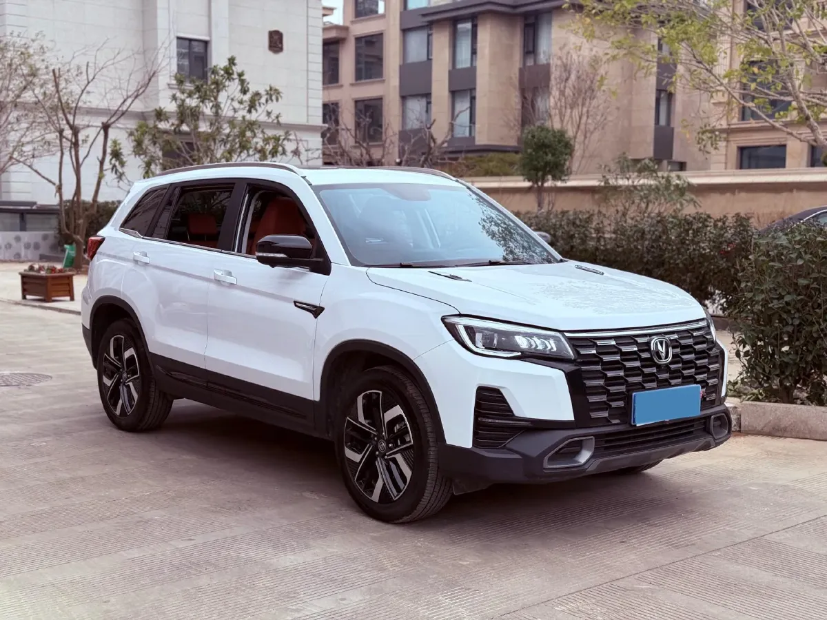 2024 ChangAn CS75 1.5T 188HP L4 7DCT,autocango,china used car exporter,china ev exporter,chinese used car exporter,chinese used ev exporter