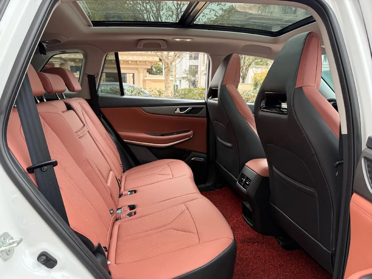 2024 ChangAn CS75 1.5T 188HP L4 7DCT,autocango,china used car exporter,china ev exporter,chinese used car exporter,chinese used ev exporter