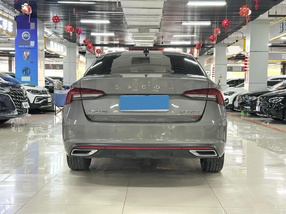 2022 Skoda Octavia 1.4T 150HP L4 7DCT,autocango,china used car exporter,china ev exporter,chinese used car exporter,chinese used ev exporter