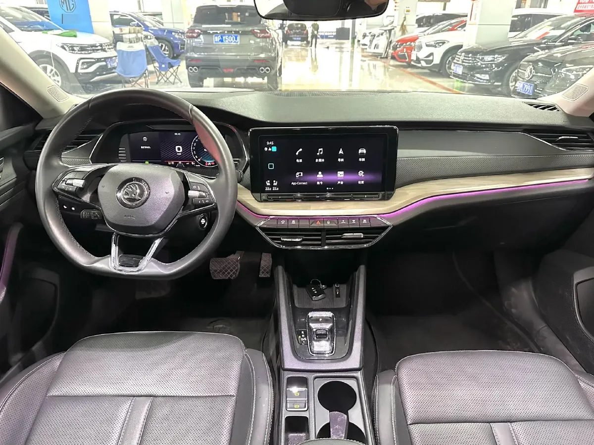 2022 Skoda Octavia 1.4T 150HP L4 7DCT,autocango,china used car exporter,china ev exporter,chinese used car exporter,chinese used ev exporter