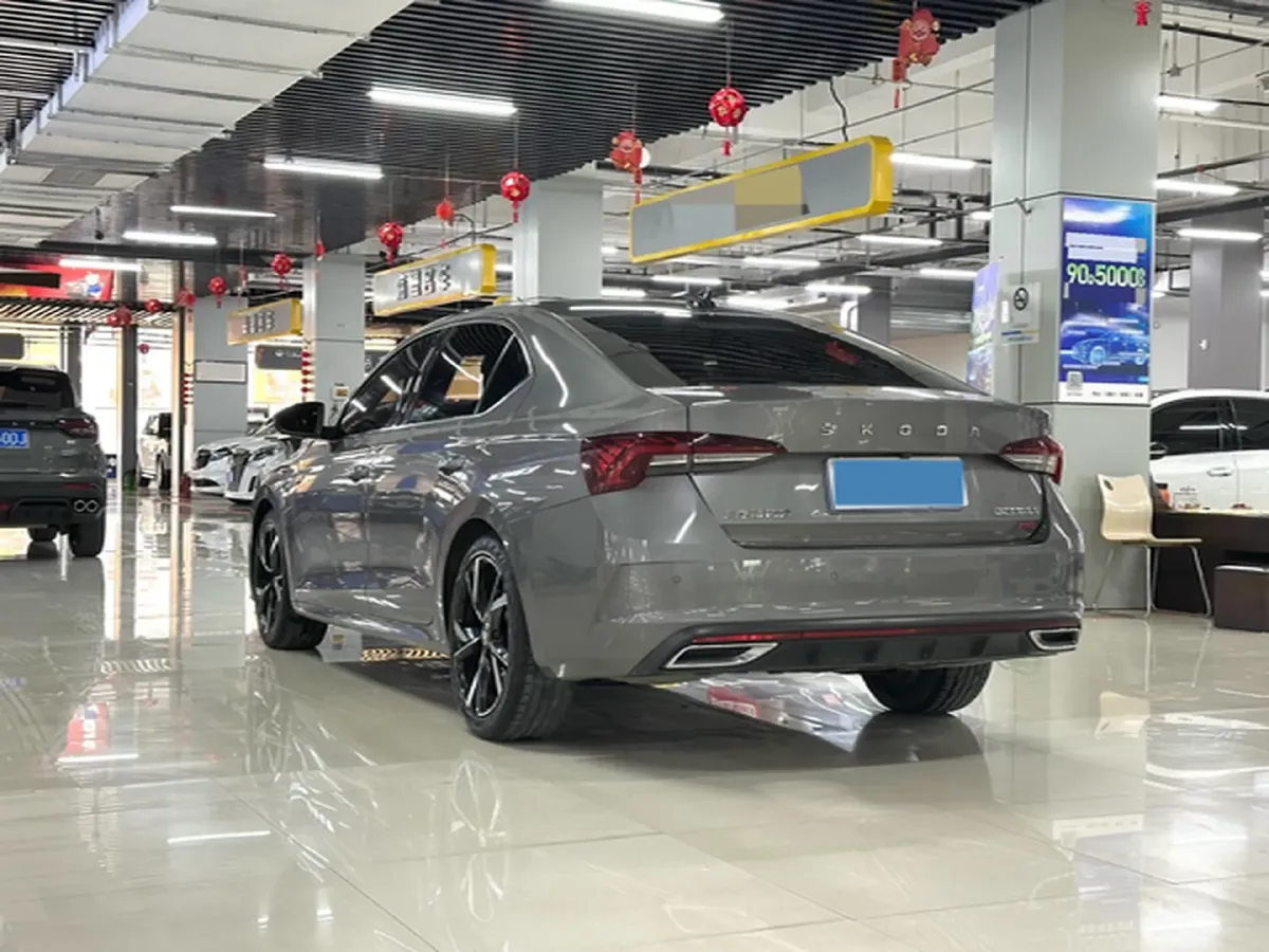 2022 Skoda Octavia 1.4T 150HP L4 7DCT,autocango,china used car exporter,china ev exporter,chinese used car exporter,chinese used ev exporter