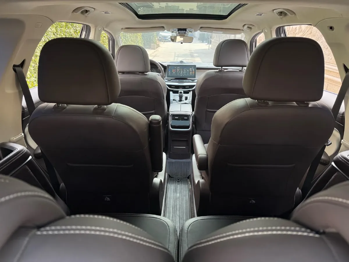 2021 Geely JiaJi 1.8T 184HP L4 7DCT,autocango,china used car exporter,china ev exporter,chinese used car exporter,chinese used ev exporter