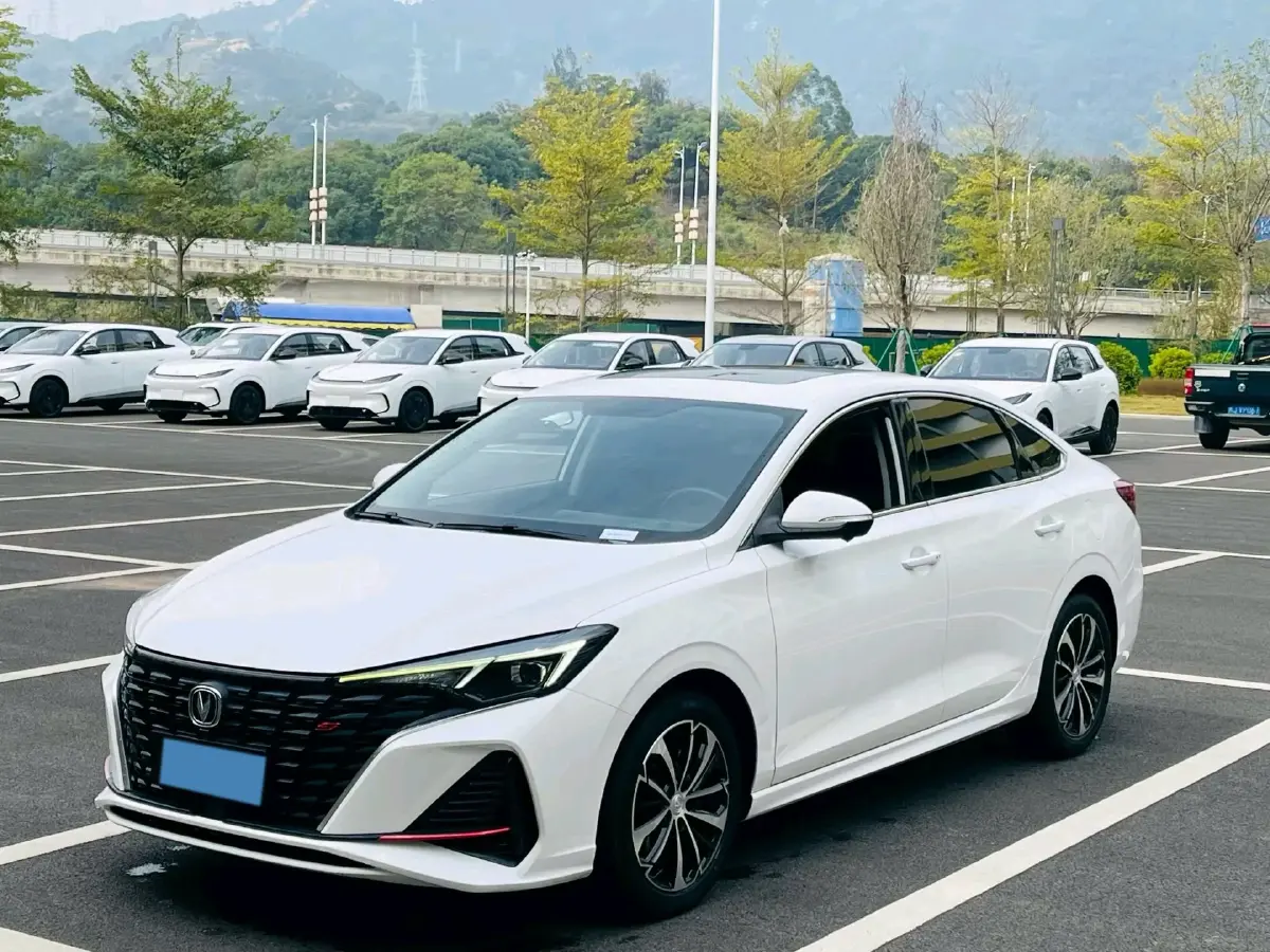 2021 ChangAn Eado 1.4T 160HP L4 7DCT