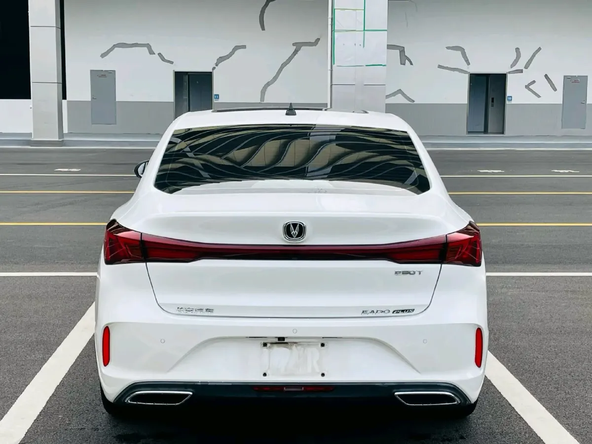 2021 ChangAn Eado 1.4T 160HP L4 7DCT,autocango,china used car exporter,china ev exporter,chinese used car exporter,chinese used ev exporter