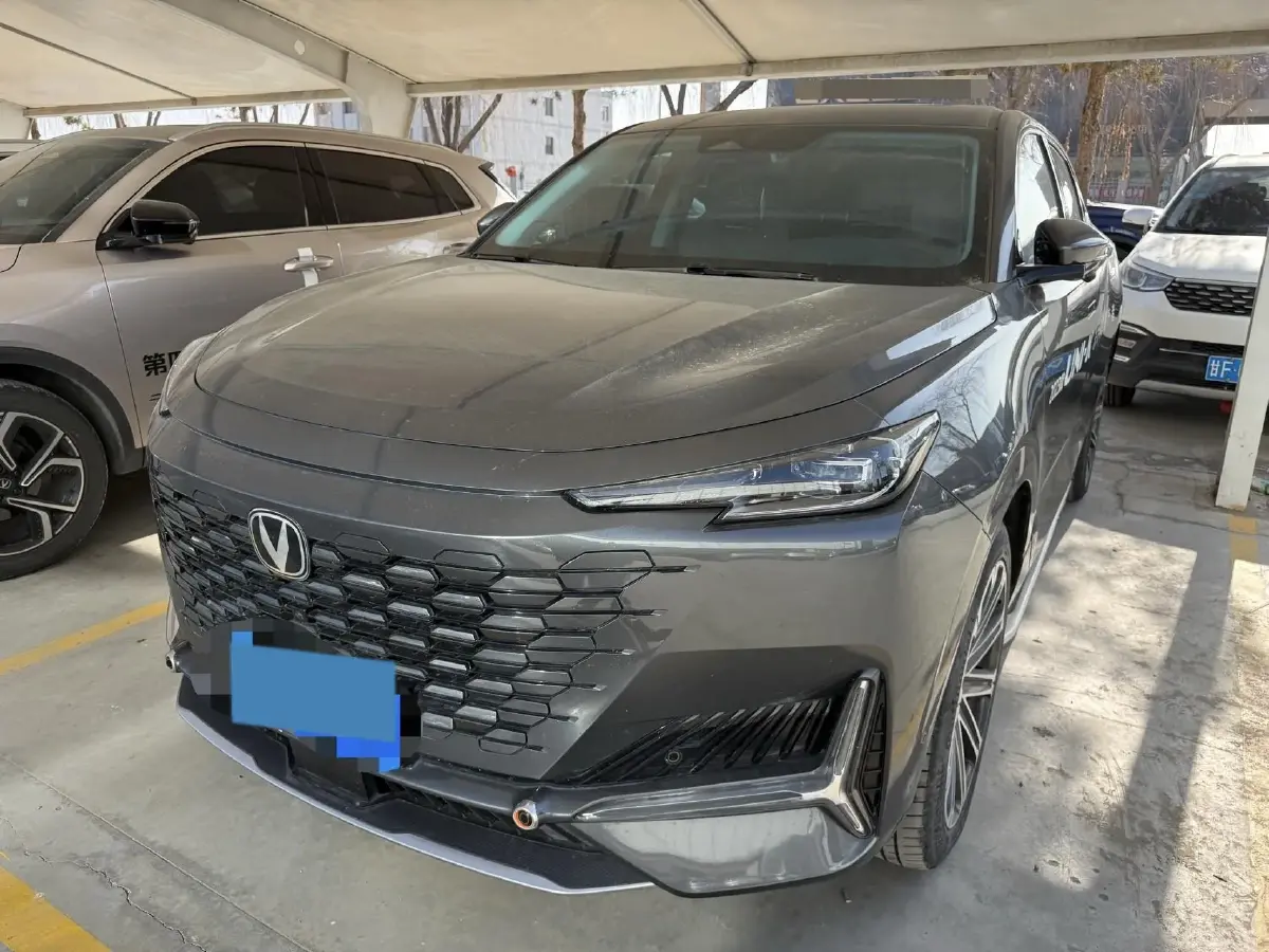 2023 ChangAn UNI-K 2.0T 233HP L4 8AT