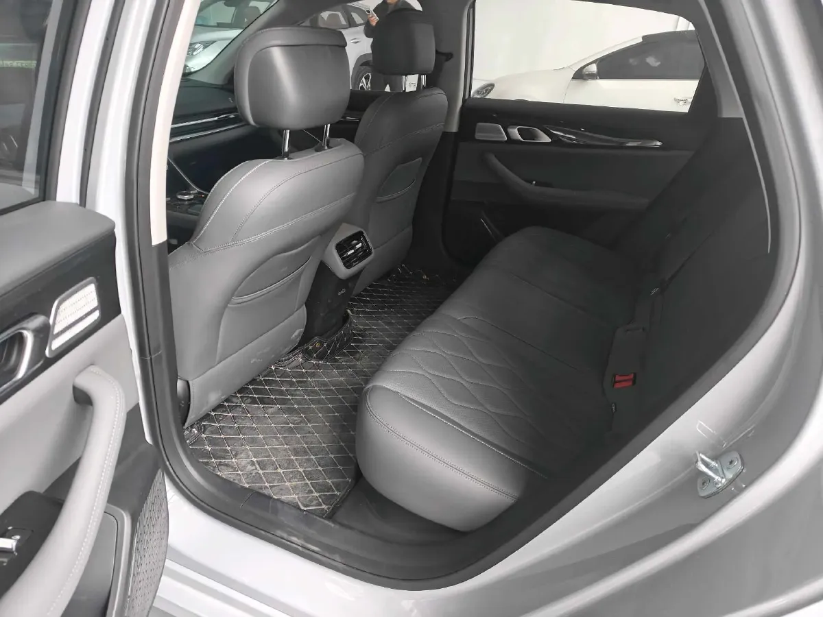 2025 Geely Galaxy A7 1.5L 112HP L4 1DHT PHEV,autocango,china used car exporter,china ev exporter,chinese used car exporter,chinese used ev exporter