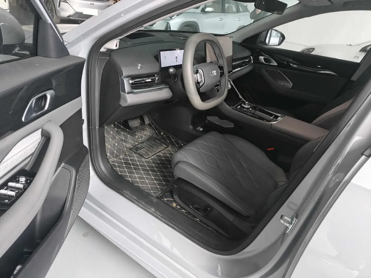 2025 Geely Galaxy A7 1.5L 112HP L4 1DHT PHEV,autocango,china used car exporter,china ev exporter,chinese used car exporter,chinese used ev exporter