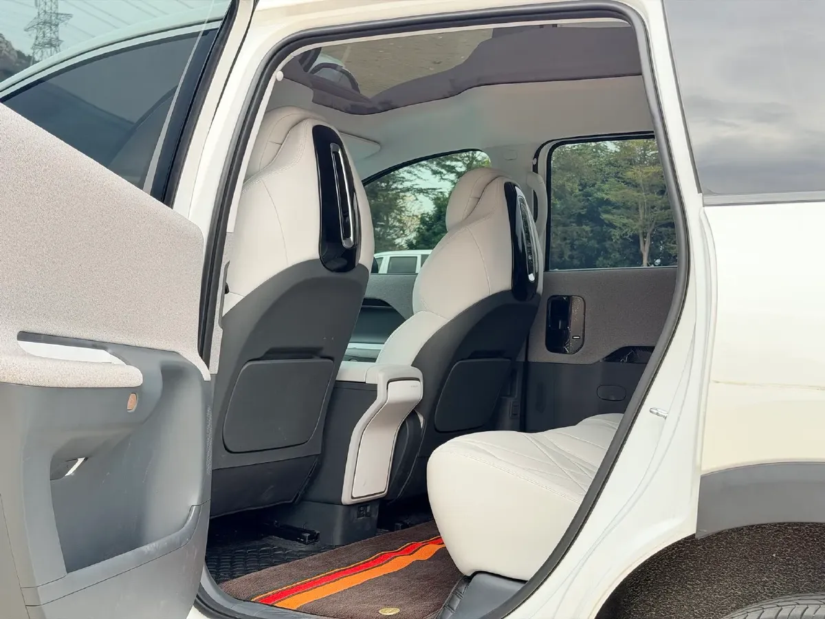 2024 ARCFOX KAOLA S BEV 58.8KWH,autocango,china used car exporter,china ev exporter,chinese used car exporter,chinese used ev exporter