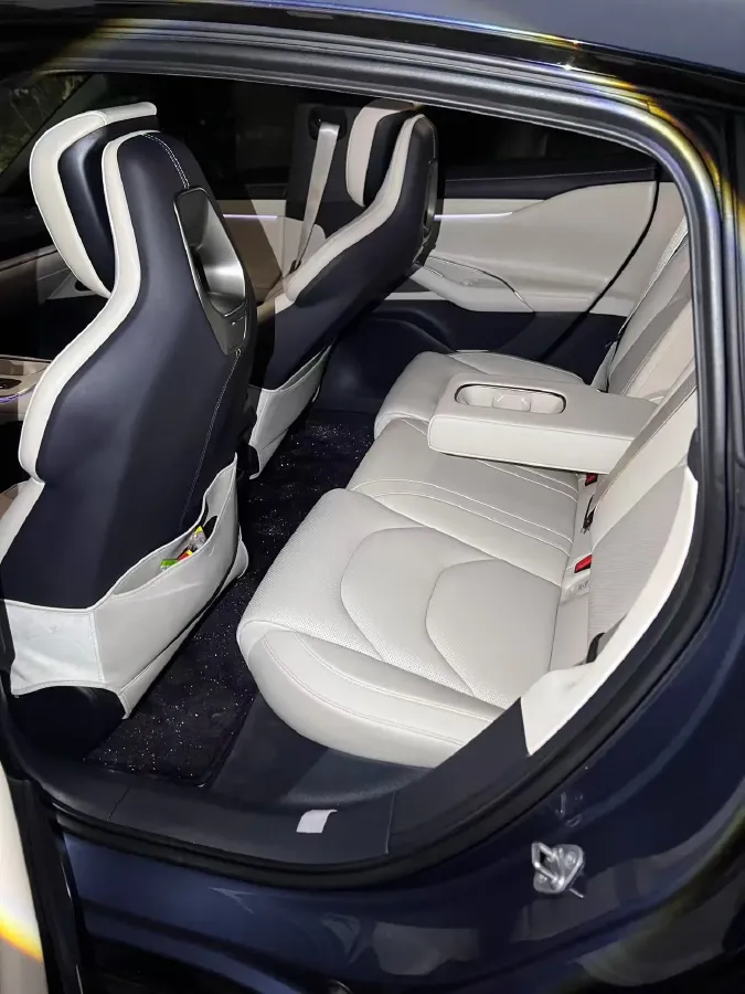 2024 MI SU7 BEV 94.3KWH,autocango,china used car exporter,china ev exporter,chinese used car exporter,chinese used ev exporter