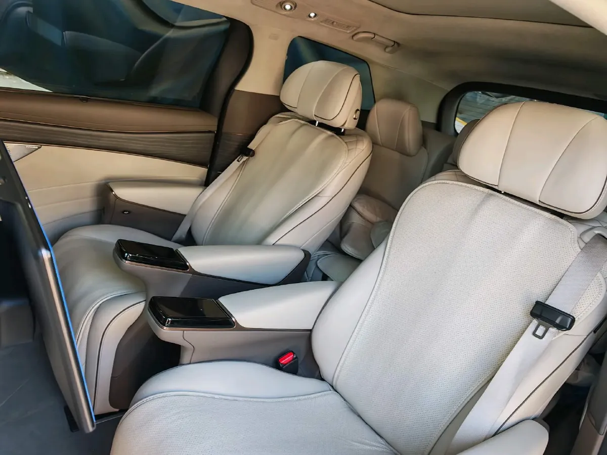 2022 Honda Odyssey 2.0L 146HP L4 E-CVT Hybrid,autocango,china used car exporter,china ev exporter,chinese used car exporter,chinese used ev exporter