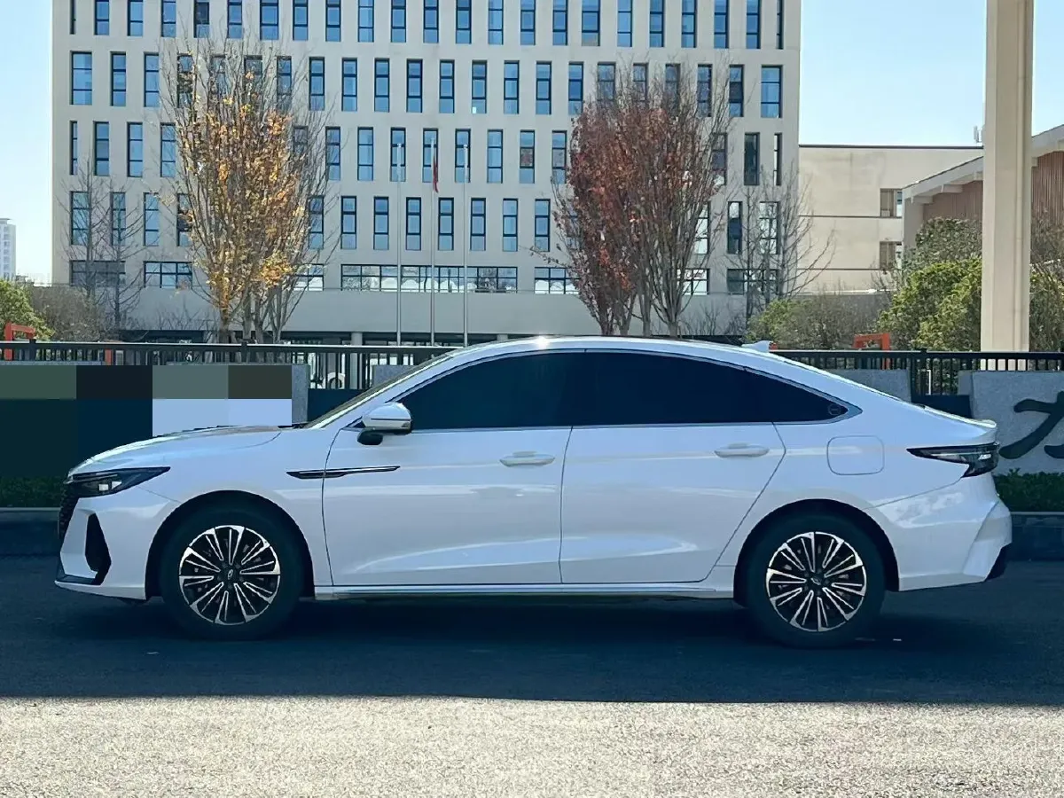 2024 Fulwin FulwinA8 1.5T 156HP L4 1DHT PHEV 18.3KWH,autocango,china used car exporter,china ev exporter,chinese used car exporter,chinese used ev exporter