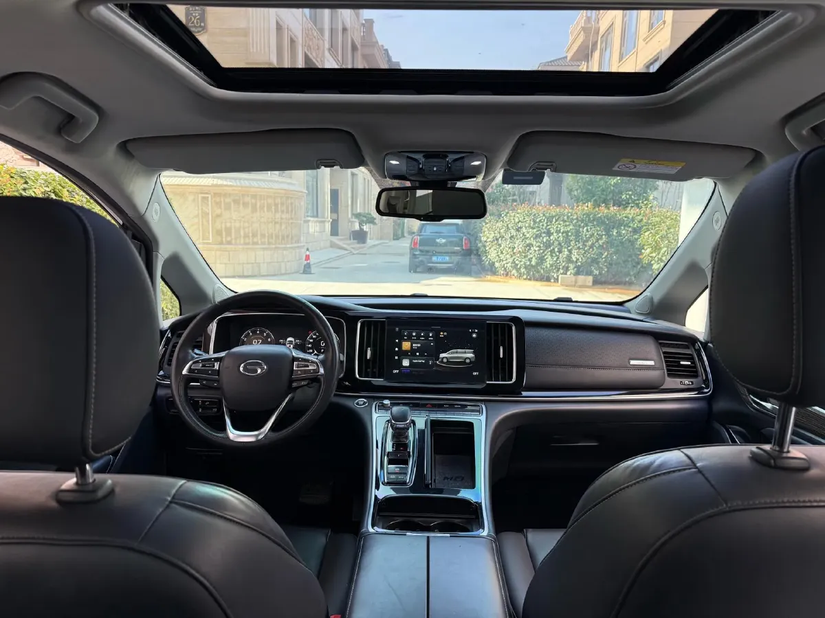 2021 GAC Trumpchi M8 2.0T 252HP L4 8AT,autocango,china used car exporter,china ev exporter,chinese used car exporter,chinese used ev exporter