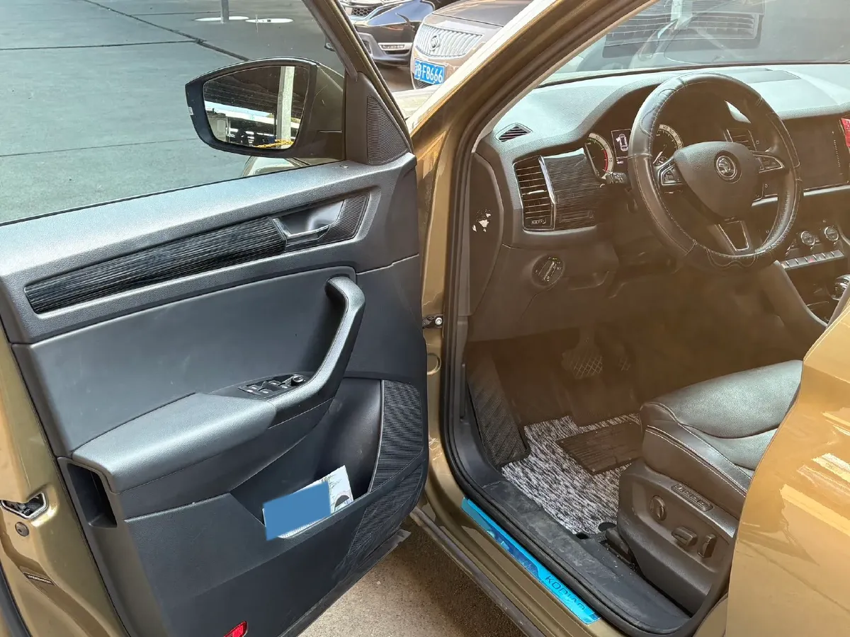 2018 Skoda Kodiak 1.8T 180HP L4 7DCT,autocango,china used car exporter,china ev exporter,chinese used car exporter,chinese used ev exporter