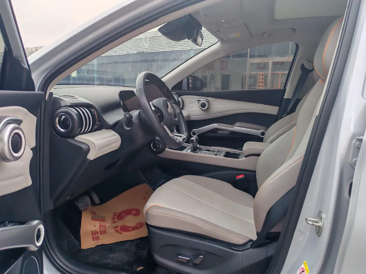 2024 ChangAn KuaYue KuaYueXing V7 EV BEV 50.38KWH,autocango,china used car exporter,china ev exporter,chinese used car exporter,chinese used ev exporter