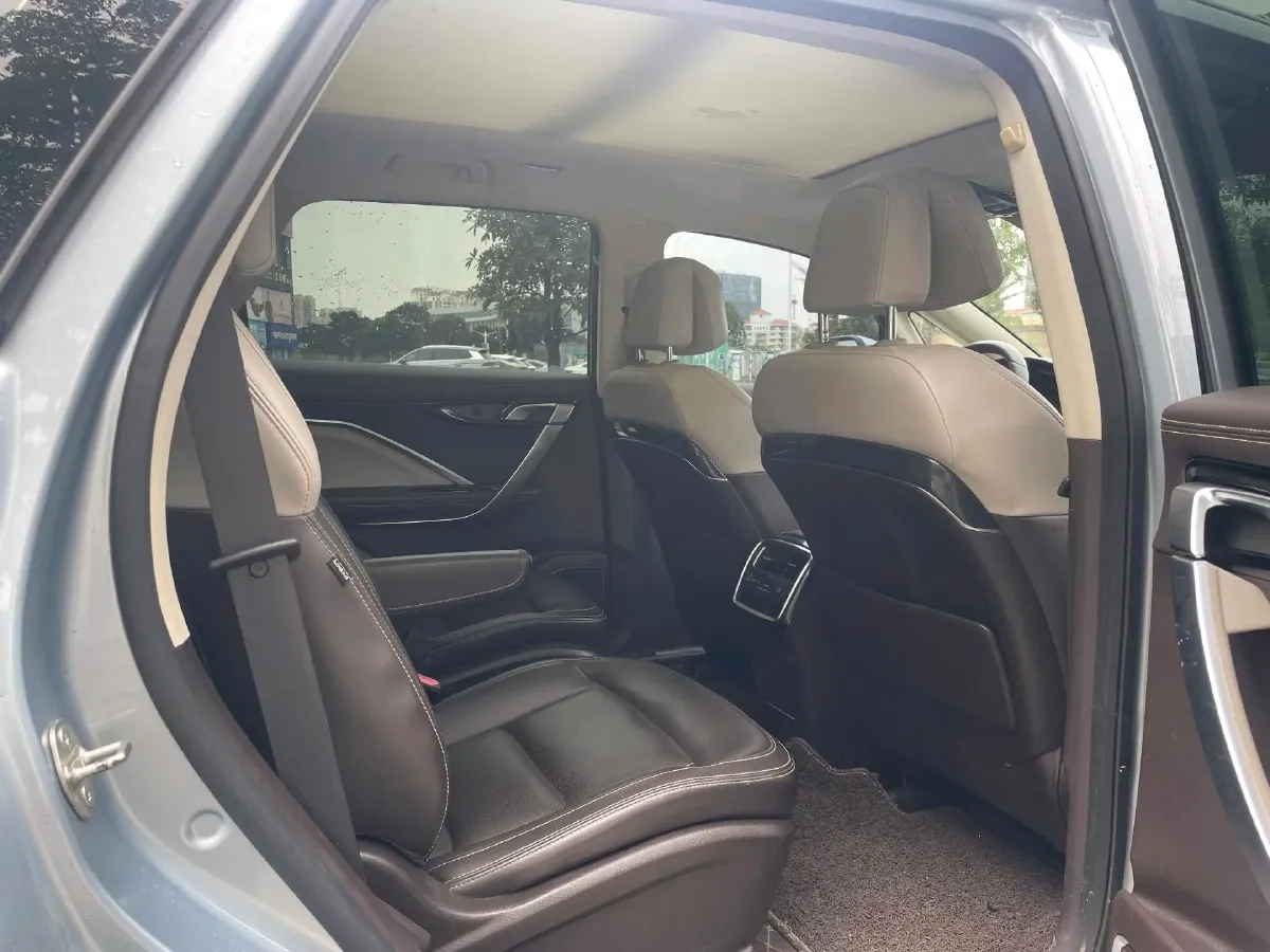 2019 Geely JiaJi 1.5T 177HP L3 7DCT,autocango,china used car exporter,china ev exporter,chinese used car exporter,chinese used ev exporter