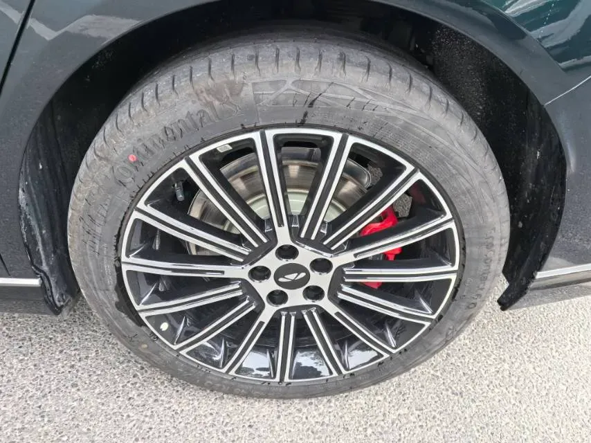 2025 Fulwin FulwinA9L 1.5T 156HP L4 1DHT PHEV,autocango,china used car exporter,china ev exporter,chinese used car exporter,chinese used ev exporter