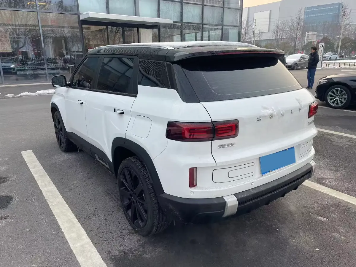 2023 Geely ICON 1.5T 181HP L4 7DCT,autocango,china used car exporter,china ev exporter,chinese used car exporter,chinese used ev exporter