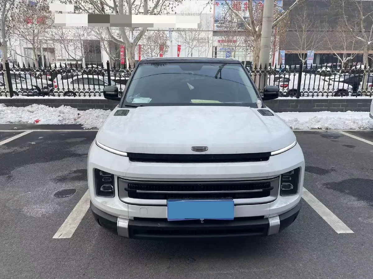 2023 Geely ICON 1.5T 181HP L4 7DCT,autocango,china used car exporter,china ev exporter,chinese used car exporter,chinese used ev exporter