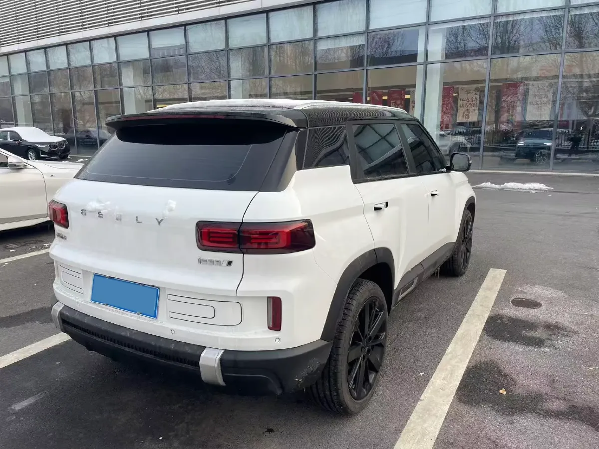 2023 Geely ICON 1.5T 181HP L4 7DCT,autocango,china used car exporter,china ev exporter,chinese used car exporter,chinese used ev exporter