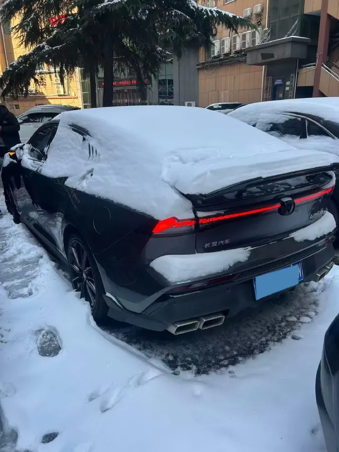 2024 ChangAn UNI-V 1.5T 188HP L4 7DCT,autocango,china used car exporter,china ev exporter,chinese used car exporter,chinese used ev exporter