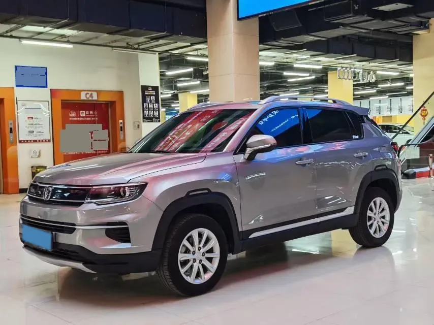 2022 ChangAn CS35 Plus 1.6L 128HP L4 5MT,autocango,china used car exporter,china ev exporter,chinese used car exporter,chinese used ev exporter