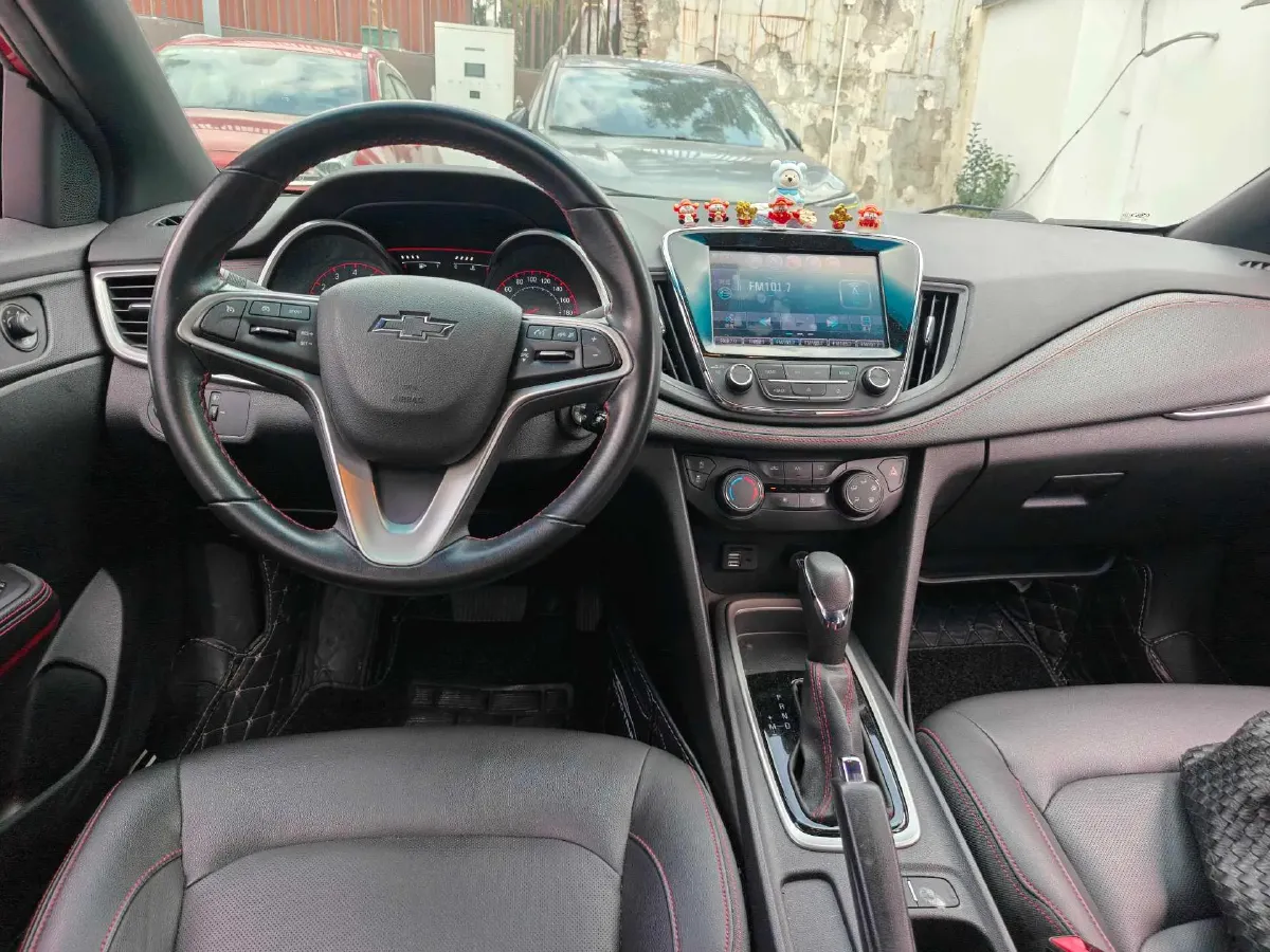2019 Chevrolet Monza 1.3T 163HP L3 6AT,autocango,china used car exporter,china ev exporter,chinese used car exporter,chinese used ev exporter