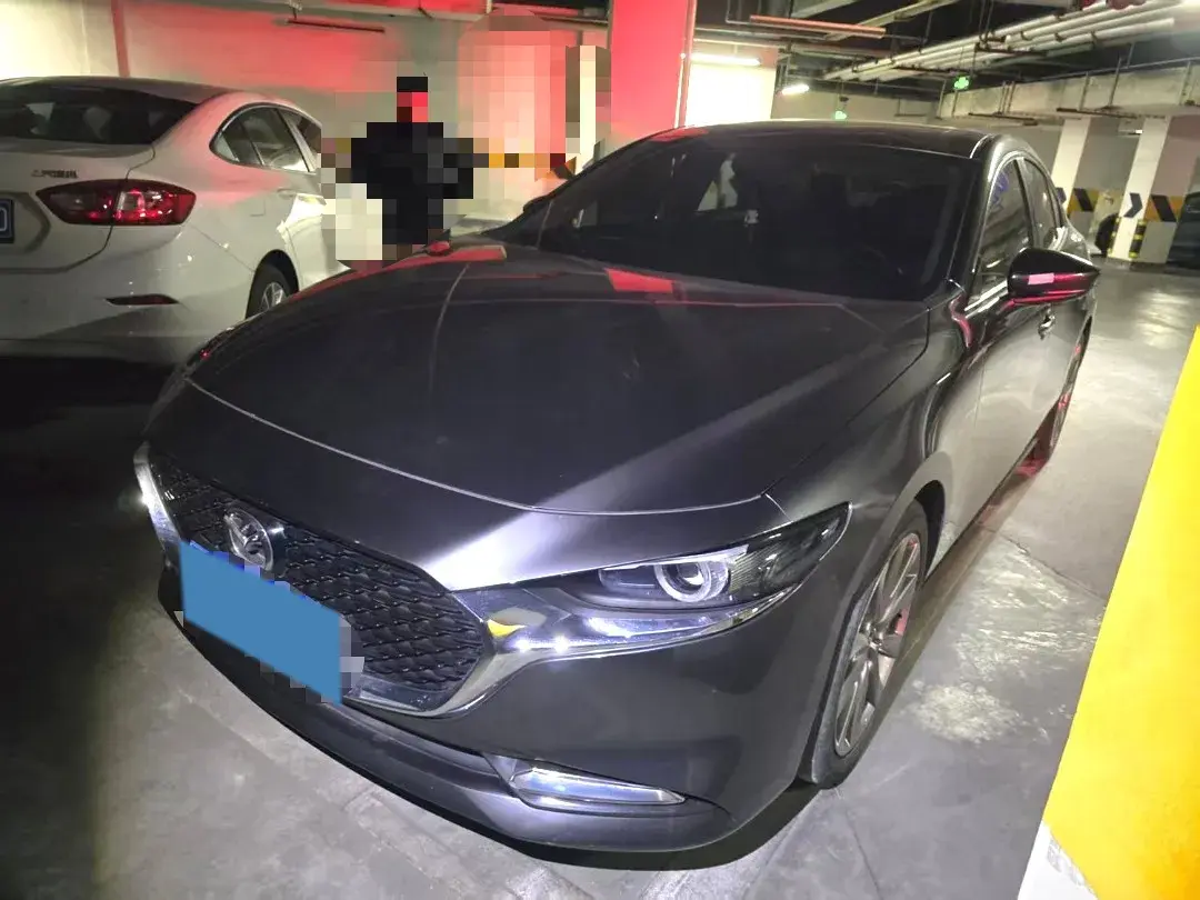 2020 Mazda 3 Axela 2.0L 158HP L4 6AT