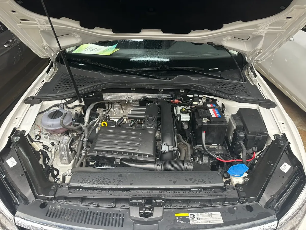 2019 Volkswagen T-Cross 1.4T 150HP L4 7DCT,autocango,china used car exporter,china ev exporter,chinese used car exporter,chinese used ev exporter