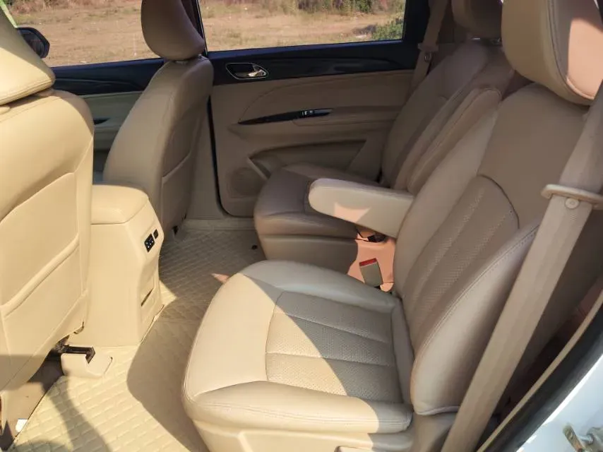 2016 Dongfeng ShuaiKe 1.6L 113HP L4 5MT,autocango,china used car exporter,china ev exporter,chinese used car exporter,chinese used ev exporter