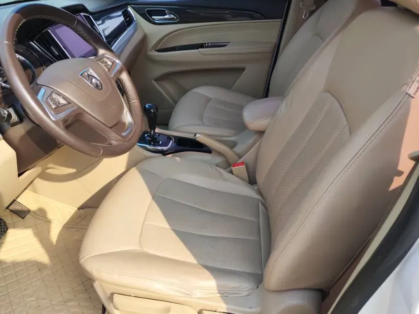 2016 Dongfeng ShuaiKe 1.6L 113HP L4 5MT,autocango,china used car exporter,china ev exporter,chinese used car exporter,chinese used ev exporter