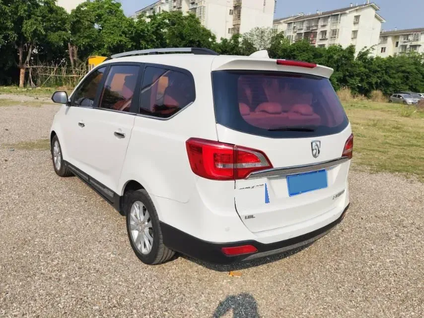 2016 Dongfeng ShuaiKe 1.6L 113HP L4 5MT,autocango,china used car exporter,china ev exporter,chinese used car exporter,chinese used ev exporter
