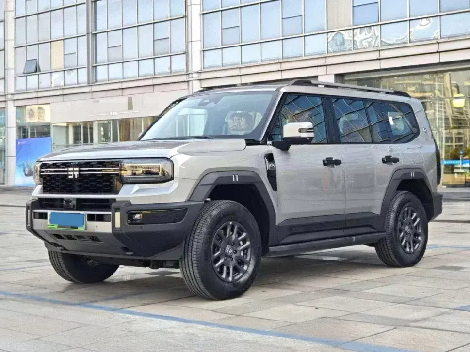 2025 Jetour Zongheng G700 2.0T 211HP L4 2DHT PHEV