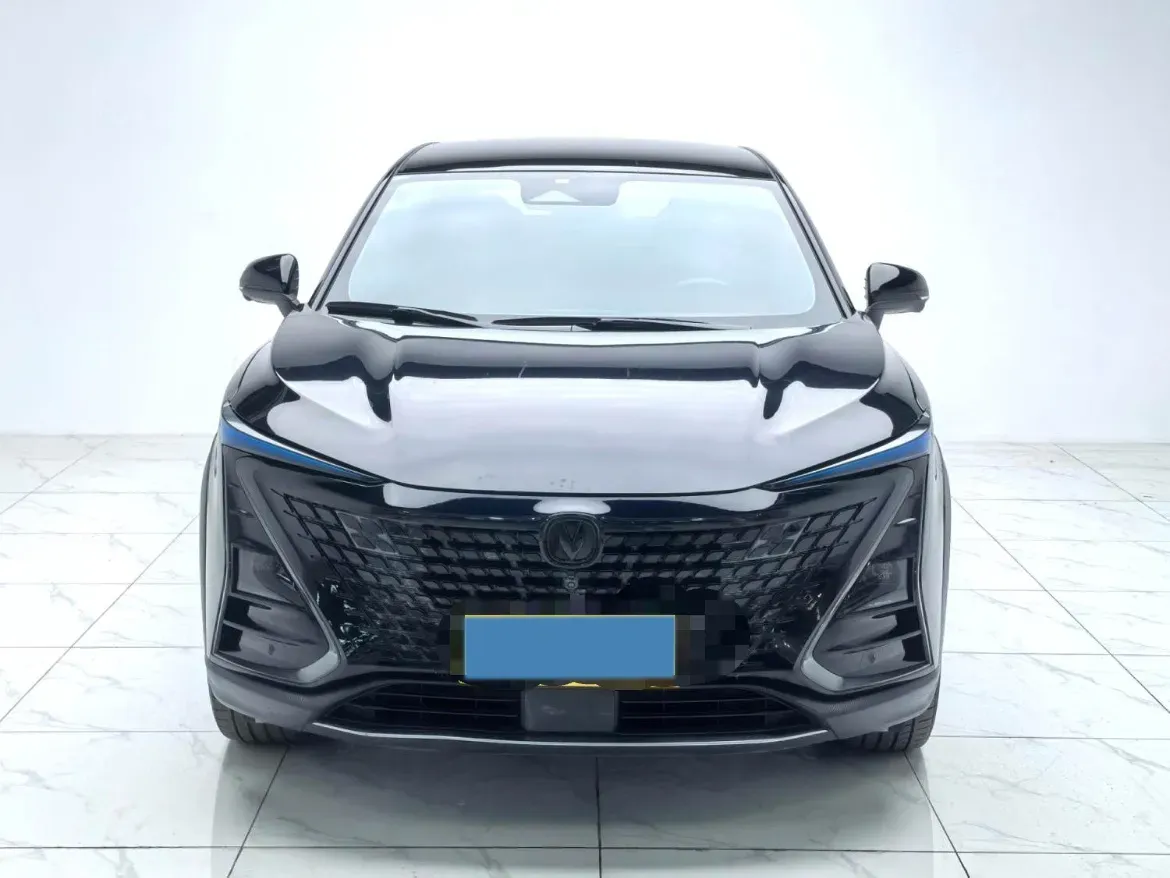 2022 ChangAn UNI-T 1.5T 188HP L4 7DCT,autocango,china used car exporter,china ev exporter,chinese used car exporter,chinese used ev exporter