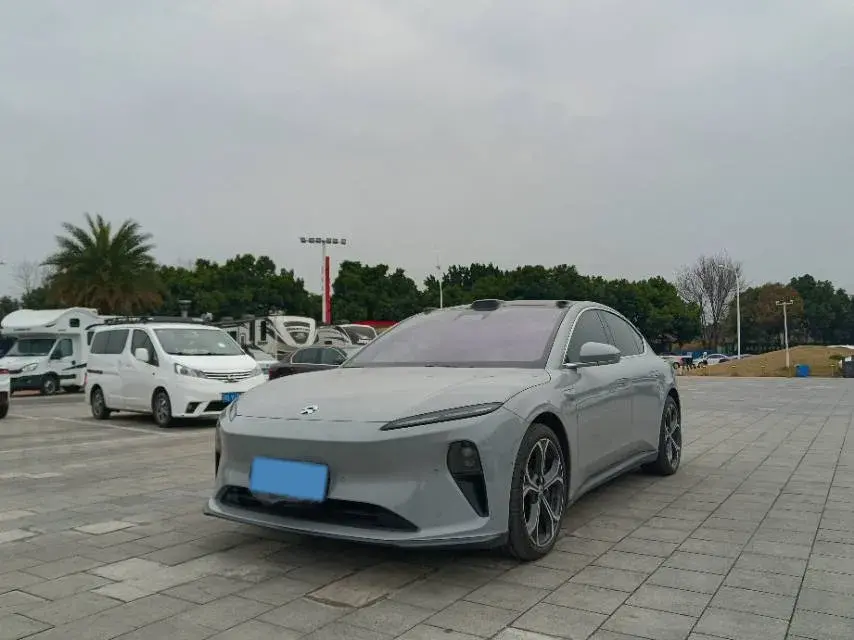 2024 NIO ET5 BEV 75KWH